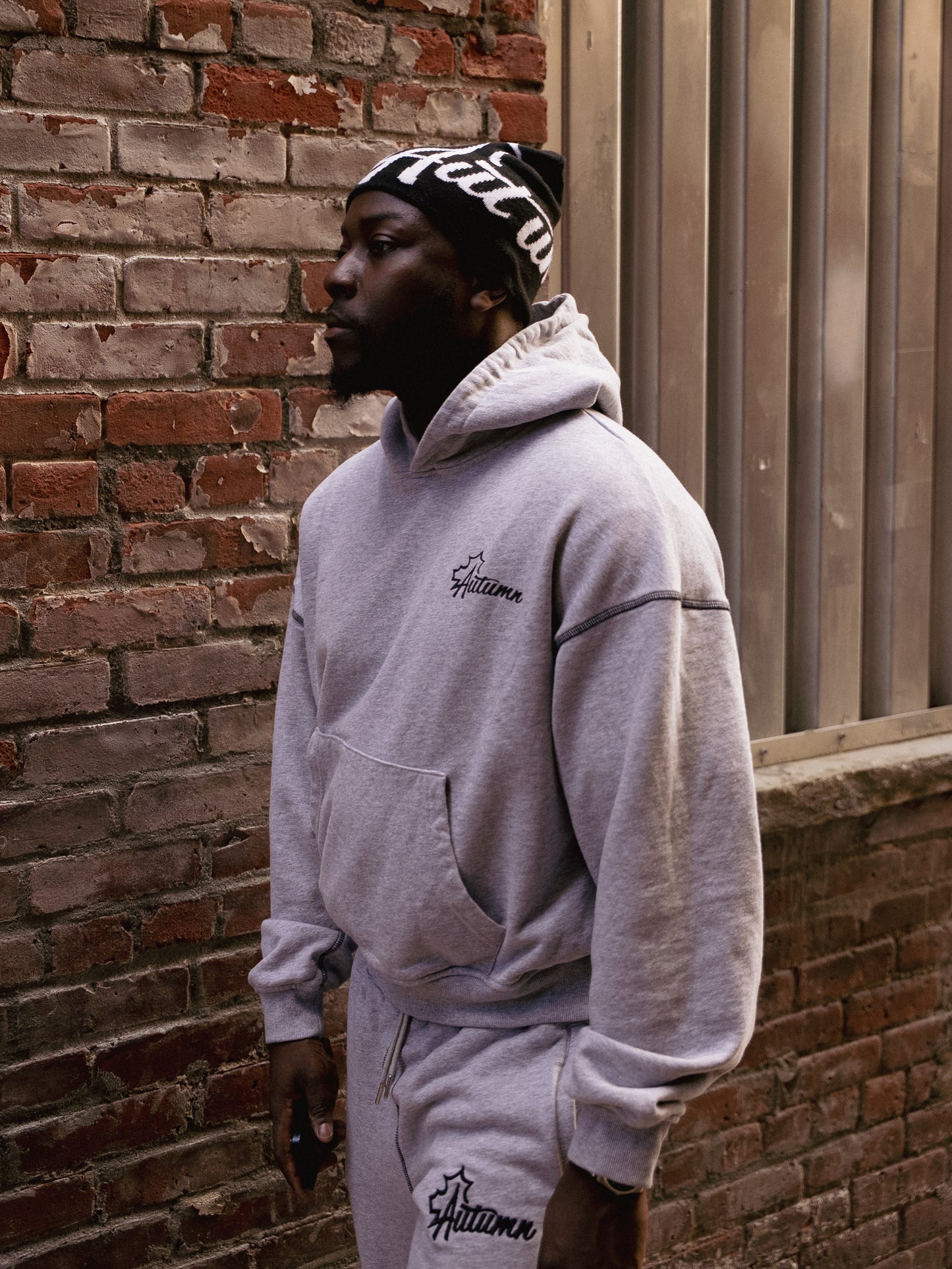 Exposed Stitching Autumn Hoodie (Gray/Black)